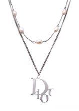 Charger l&#39;image dans la galerie, Pendentif Dior Pearl
